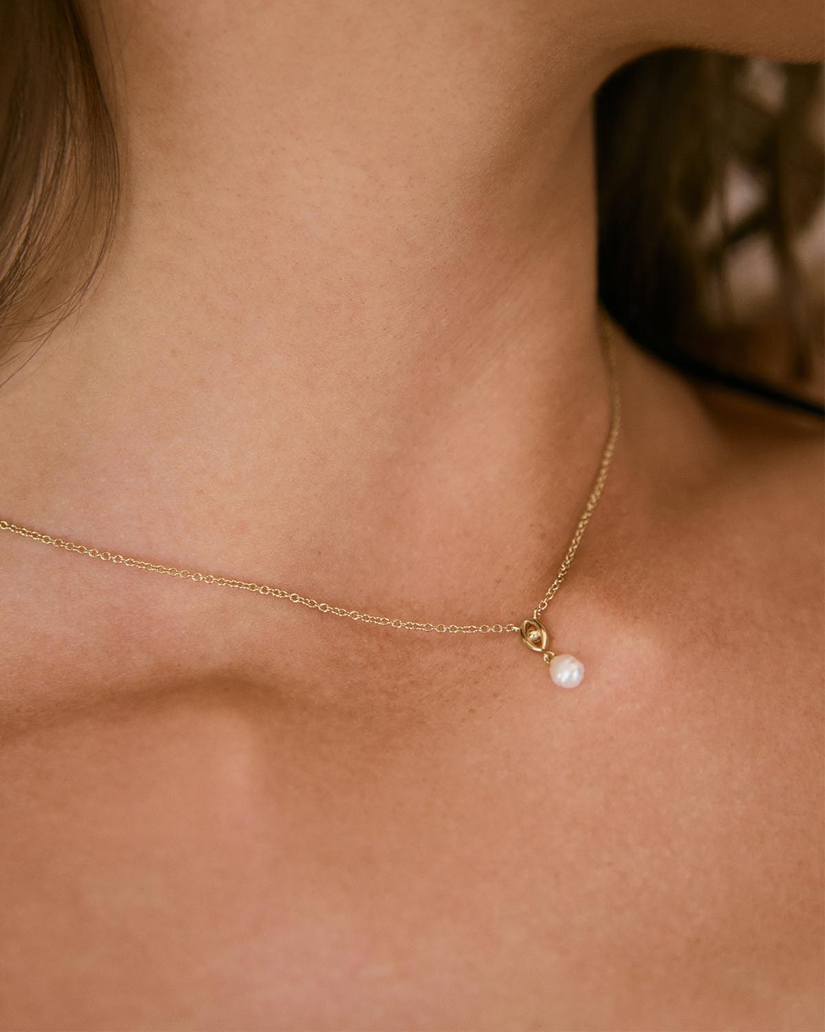 Oeil Féminin Necklace