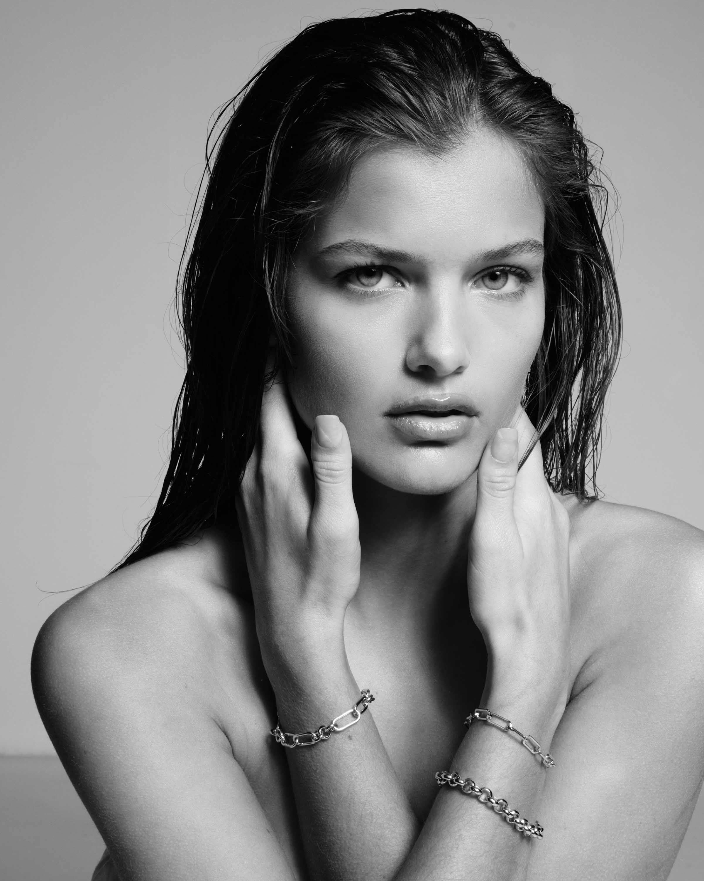 Pulsera Belcher con dije de 7 mm