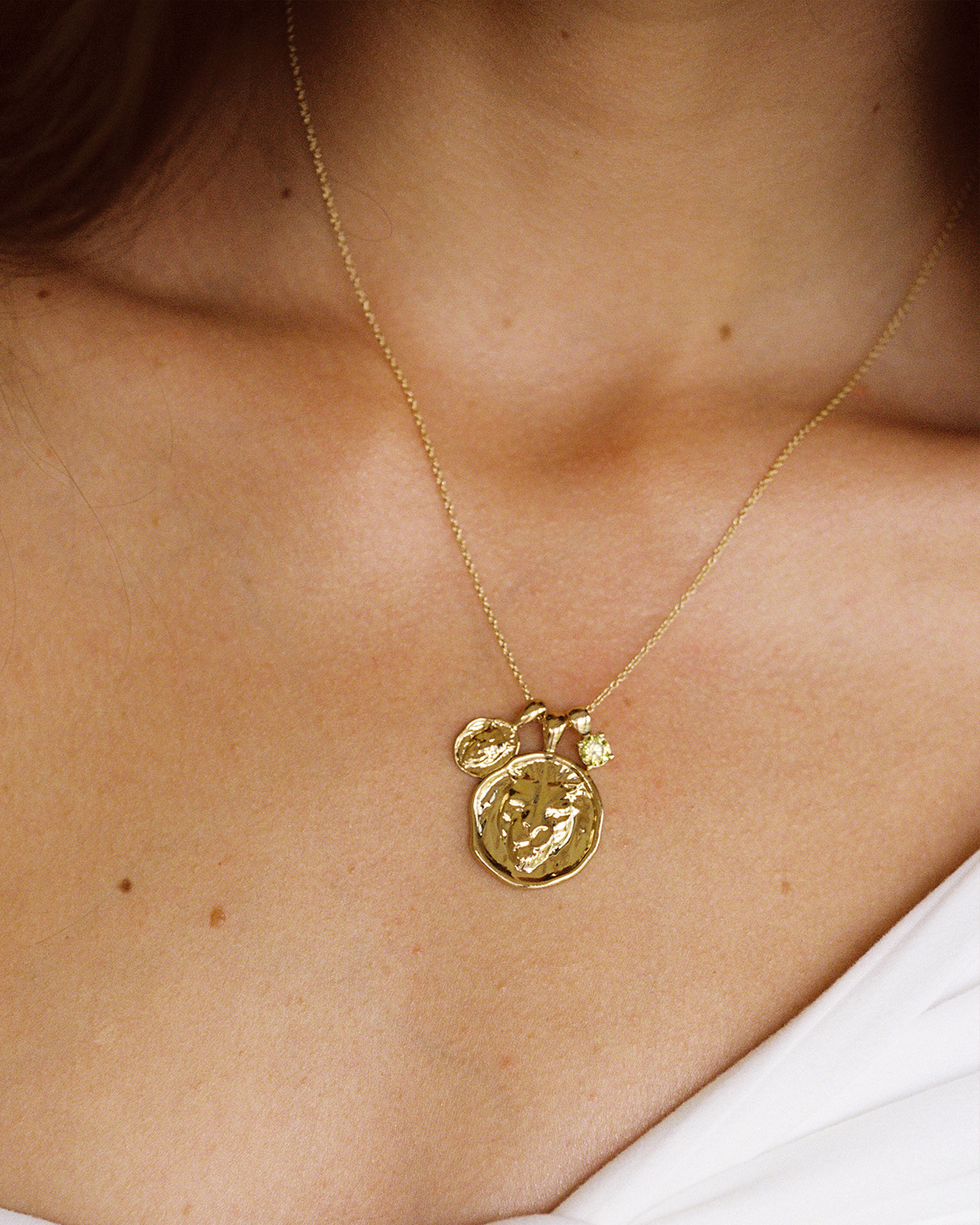 Collier de pierre de naissance d’août 